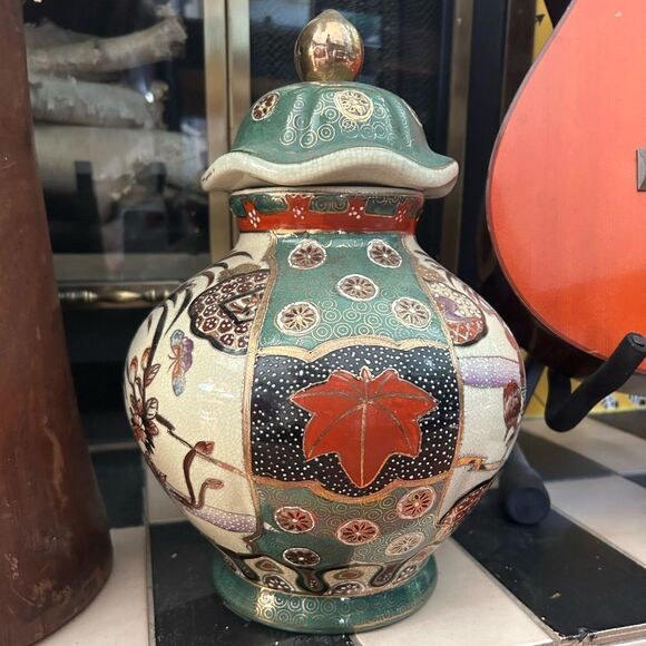 Vintage Japanese Green and white ceramic cookie jar vase with gold accents 13" - Picture 1 of 16